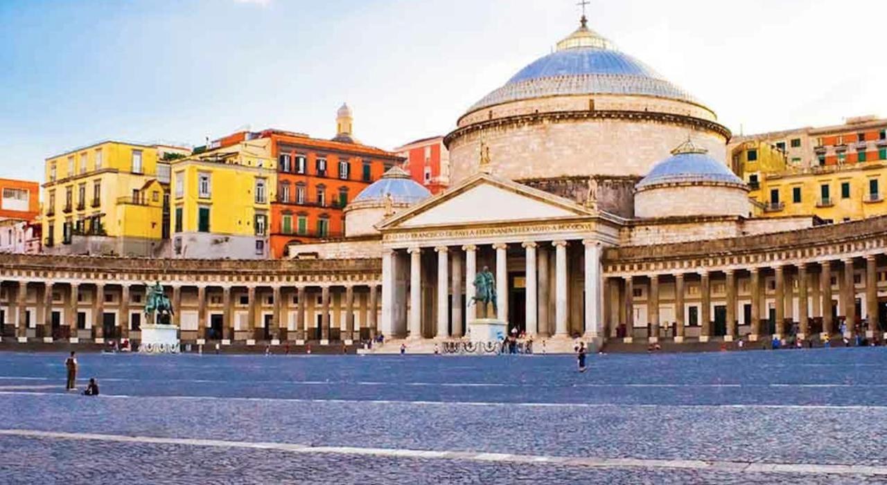 Casa Cupiello Via Chiaia - Casa Vacanze Ad Uso Esclusivo Bed & Breakfast Naples Exterior photo